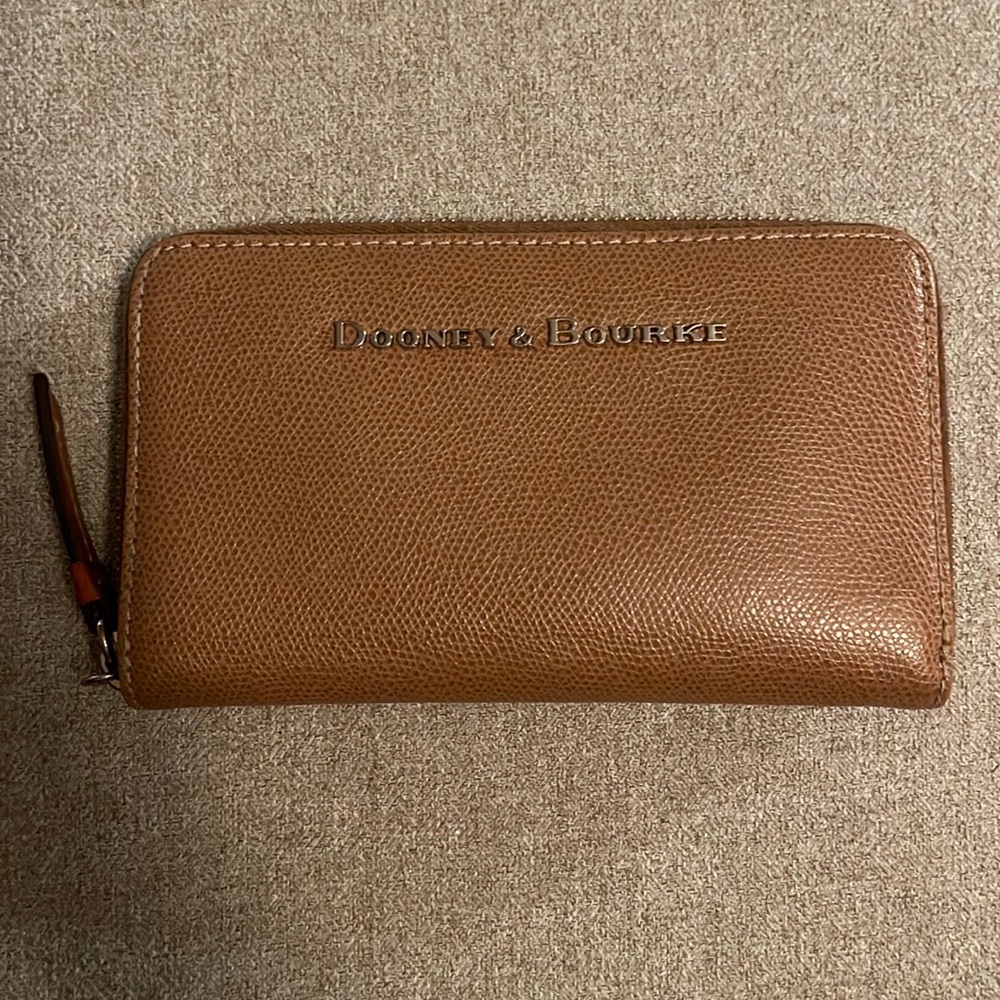 Dooney & Bourke zip around wallet